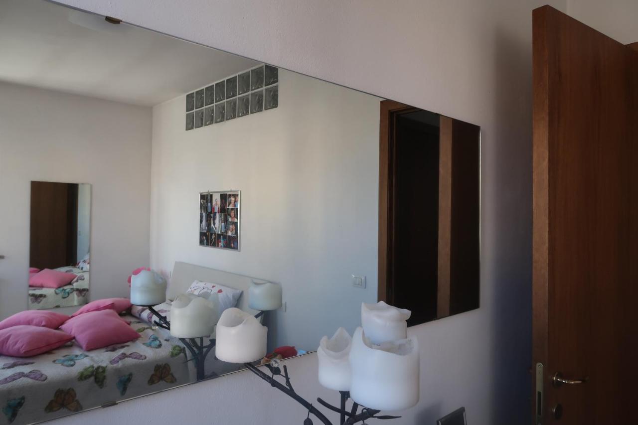 La Casa Di Ale Apartment อาเรซโซ ภายนอก รูปภาพ